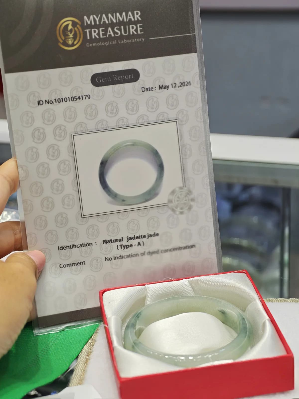 Chứng thư kiểm định Myanmar Treasure Gemological Laboratory — Natural Jadeite Type A